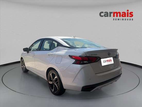 NISSAN-VERSA-2025