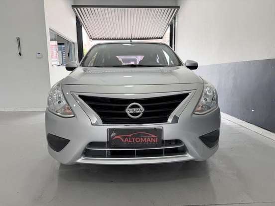 NISSAN-VERSA-2016