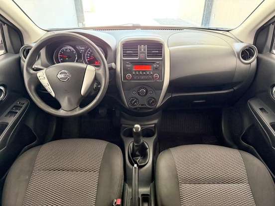 NISSAN-VERSA-2016