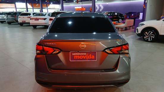 NISSAN-VERSA-2025