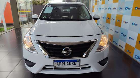 NISSAN-VERSA-1.6 16V FLEX SV 4P XTRONIC NISSAN-VERSA-2017