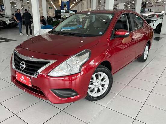 NISSAN-VERSA-2019