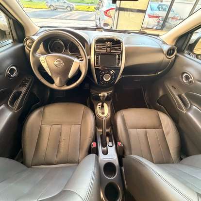 NISSAN-VERSA-2018