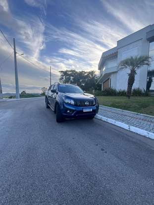 NISSAN-FRONTIER-2020