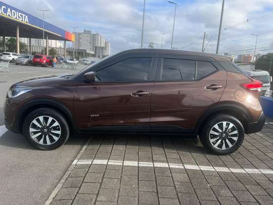 NISSAN-KICKS-2021