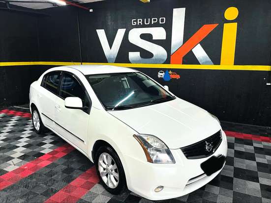 NISSAN-SENTRA-2012