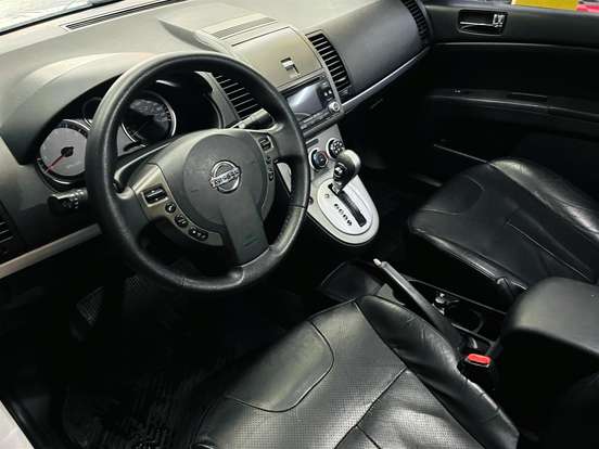 NISSAN-SENTRA-2012