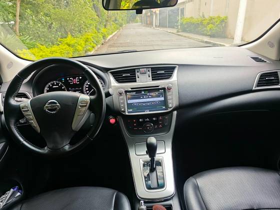 NISSAN SENTRA 2.0 SV 16V FLEX 4P AUTOMÁTICO
