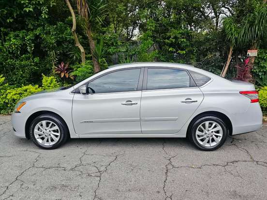 NISSAN-SENTRA-2014