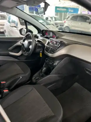 PEUGEOT-2008-2021