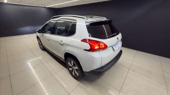 PEUGEOT-2008-2016