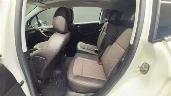 PEUGEOT-2008-2016