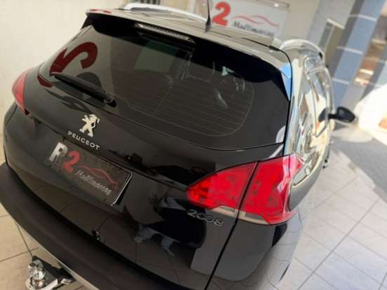 PEUGEOT-2008-2016