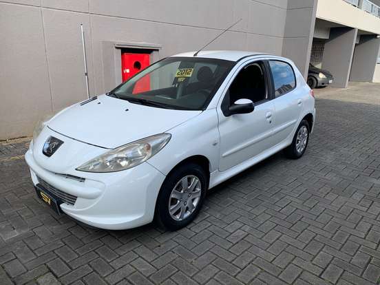 PEUGEOT-207-2011