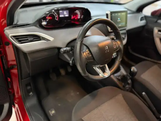 PEUGEOT-208-1.2 ALLURE 12V FLEX 4P MANUAL PEUGEOT-208-2019