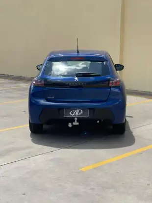 PEUGEOT-208-2020