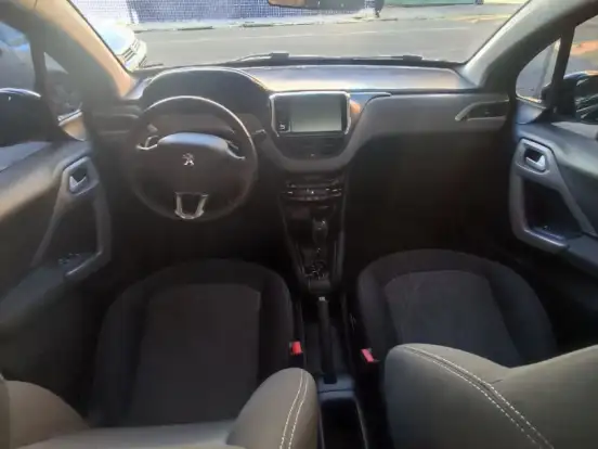 PEUGEOT-208-1.6 ALLURE 16V FLEX 4P AUTOMÁTICO PEUGEOT-208-2016