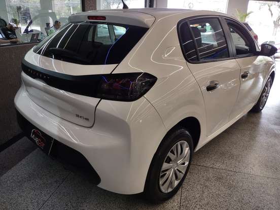 PEUGEOT-208-2024