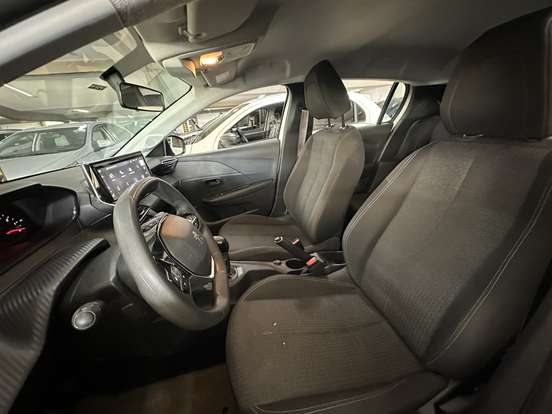 PEUGEOT-208-2023