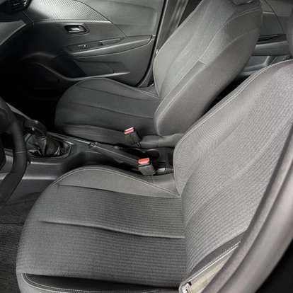 PEUGEOT-208-2023