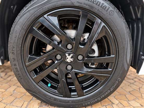 PEUGEOT-208-1.0 FIREFLY FLEX STYLE MANUAL PEUGEOT-208-2023