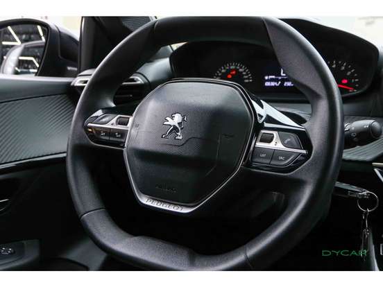 PEUGEOT-208-2023