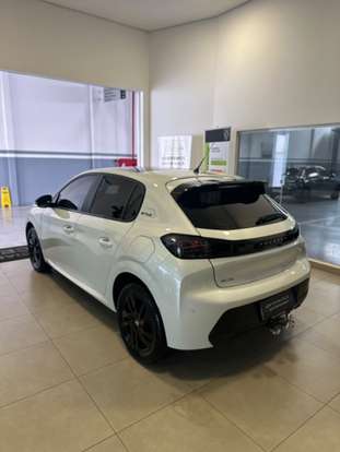 PEUGEOT-208-2023