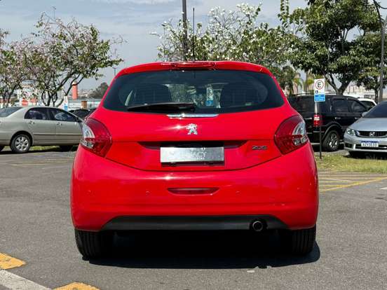 PEUGEOT-208-2014