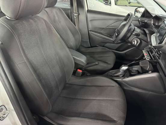 PEUGEOT-208-2022