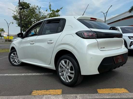 PEUGEOT-208-2023