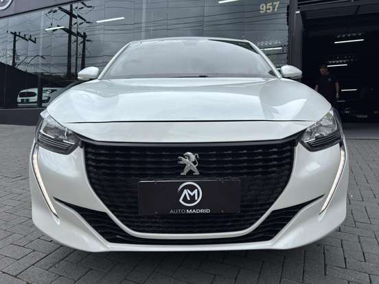 PEUGEOT-208-2022