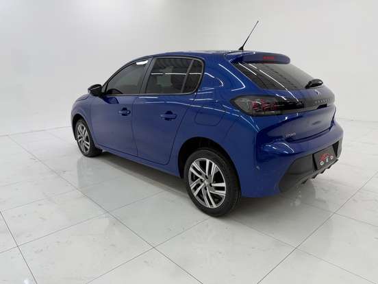 PEUGEOT-208-2022