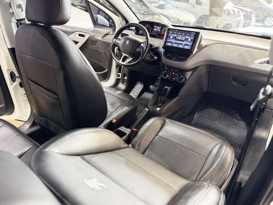 PEUGEOT-208-1.6 ACTIVE PACK 16V FLEX 4P AUTOMÁTICO PEUGEOT-208-2018