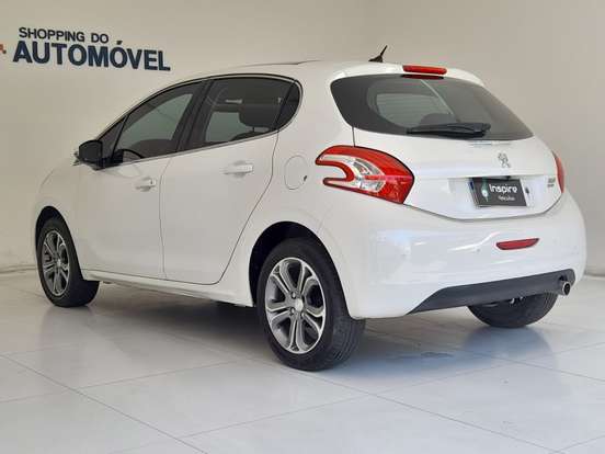 PEUGEOT-208-2014