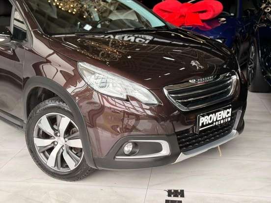 PEUGEOT-208-2018
