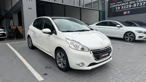 PEUGEOT 208 1.6 GRIFFE 16V FLEX 4P AUTOMÁTICO