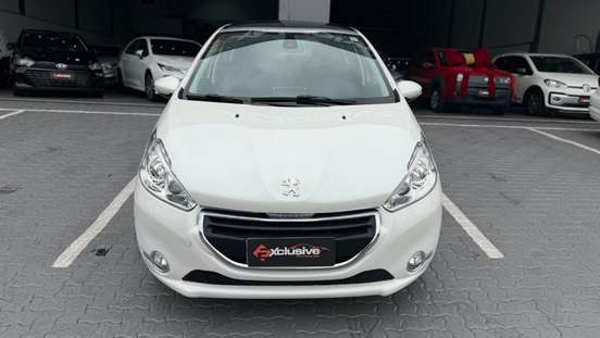 PEUGEOT-208-2013