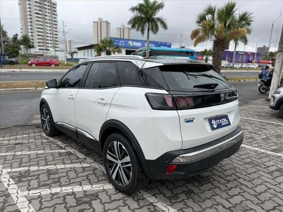 PEUGEOT-3008-2021