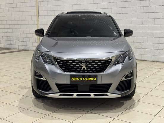PEUGEOT-3008-2018