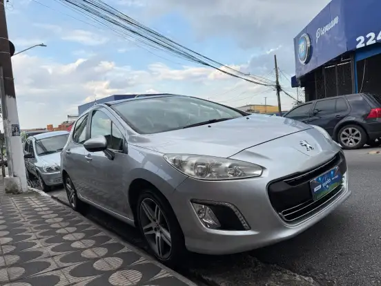 PEUGEOT-308-2013