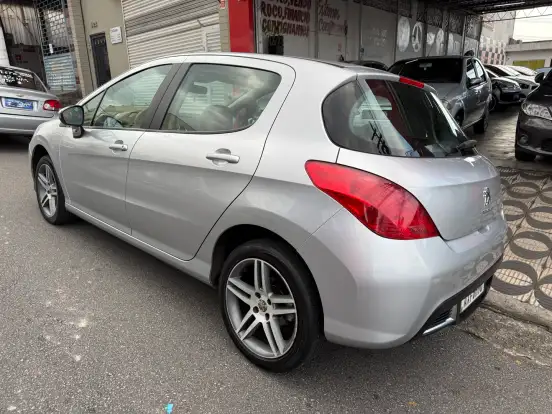 PEUGEOT-308-2013