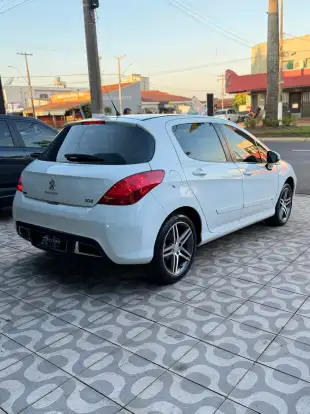 PEUGEOT-308-2015