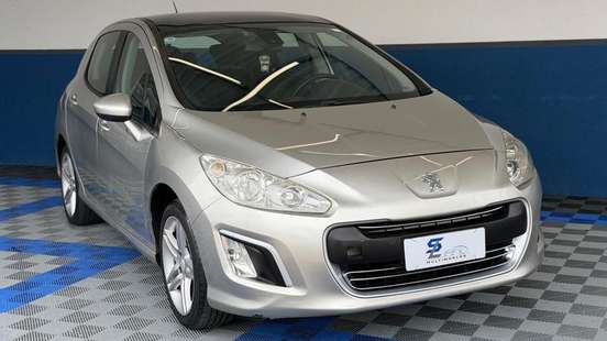PEUGEOT-308-2012