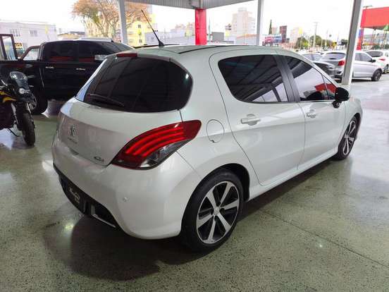 PEUGEOT-308-2015