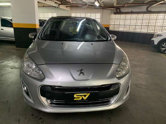 PEUGEOT-308-2012