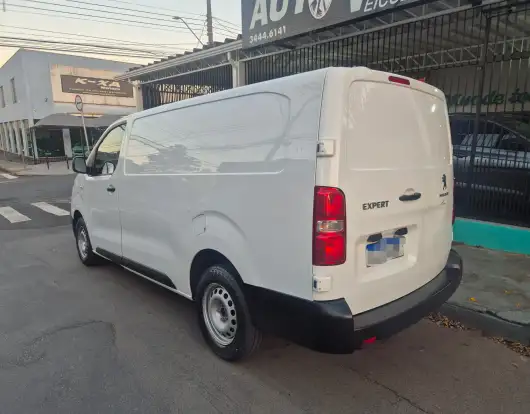 PEUGEOT-EXPERT-2020