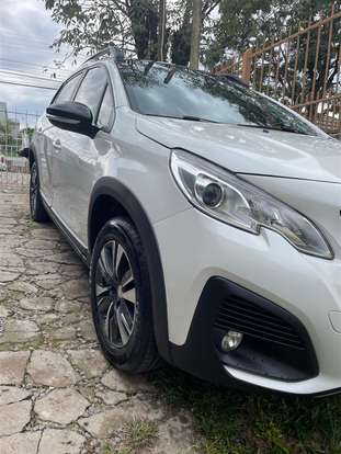 PEUGEOT-2008-2020