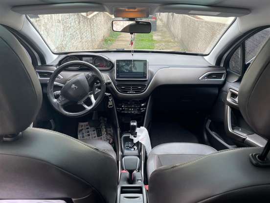 PEUGEOT-2008-2020