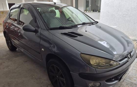 PEUGEOT 206 1.6 PASSION 16V GASOLINA 4P MANUAL