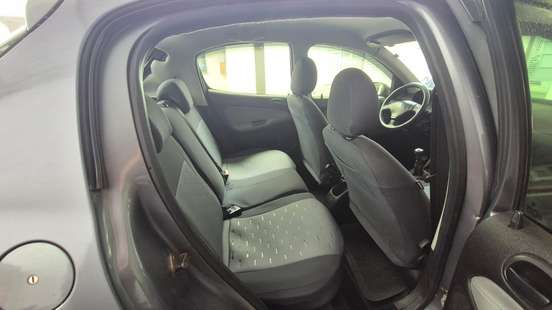 PEUGEOT-206-2003
